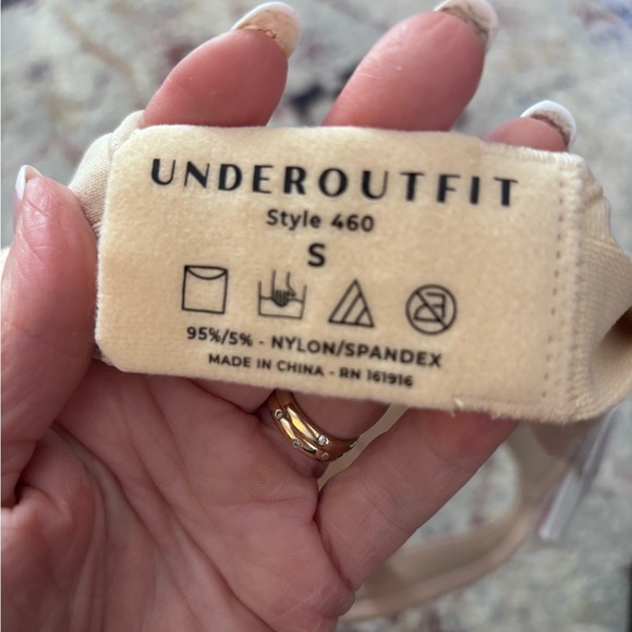 NWT Underoutfit The Perfect Neckline Bra - Sand, SMALL - Picture 5 of 6